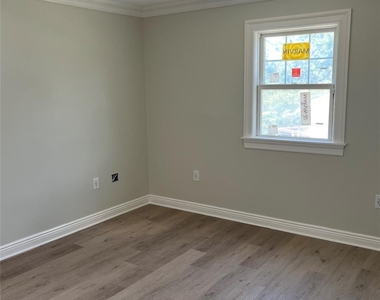 4 Glen Court - Photo Thumbnail 18