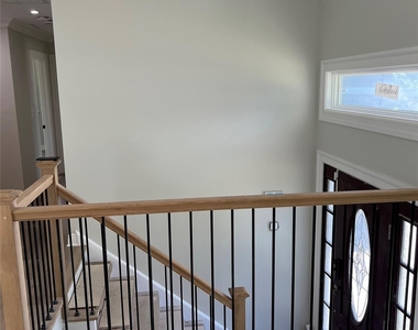 4 Glen Court - Photo Thumbnail 2
