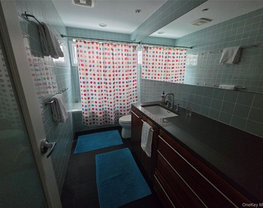 100 Nantwick Street - Photo Thumbnail 16