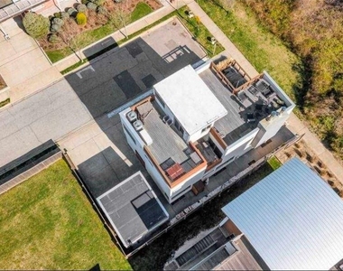 100 Nantwick Street - Photo Thumbnail 1