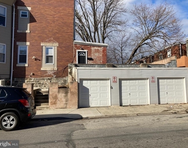 5301 Catharine Street - Photo Thumbnail 9