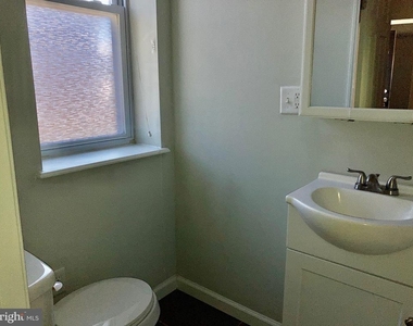 5301 Catharine Street - Photo Thumbnail 1