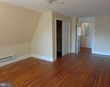 25 Montrose Avenue - Photo Thumbnail 7