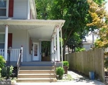 14 E Madison Avenue - Photo Thumbnail 1