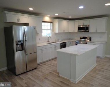 22064 Spring Valley Drive - Photo Thumbnail 8
