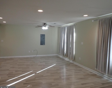22064 Spring Valley Drive - Photo Thumbnail 4