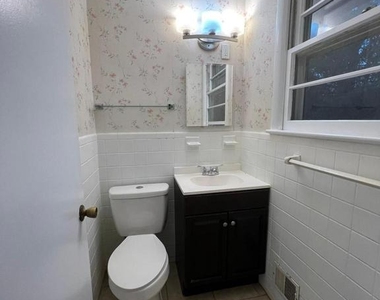 8102 Carey Branch Drive - Photo Thumbnail 9