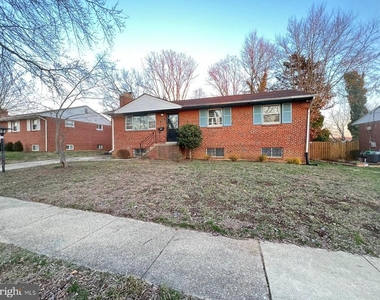8102 Carey Branch Drive - Photo Thumbnail 1