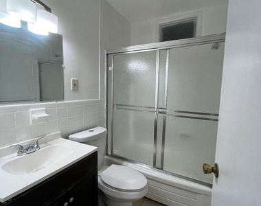 8102 Carey Branch Drive - Photo Thumbnail 7