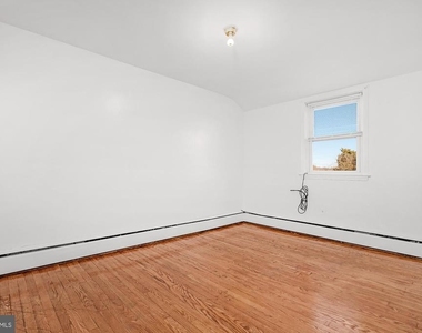1908 E Belvedere Avenue - Photo Thumbnail 14
