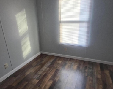 183 John Mitchell Road - Photo Thumbnail 3