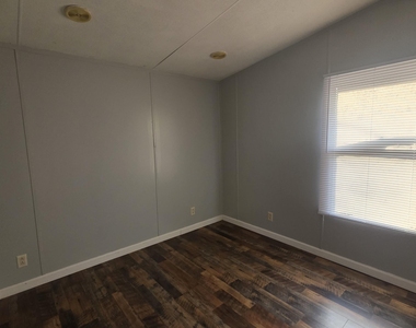 183 John Mitchell Road - Photo Thumbnail 5