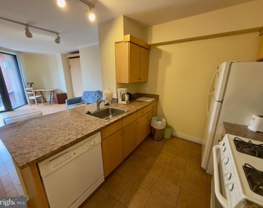 631 D Street Nw - Photo Thumbnail 10