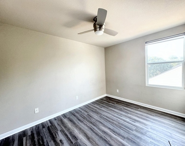 315 Rachel St - Photo Thumbnail 9