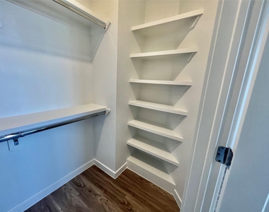 4801 Springdale Rd - Photo Thumbnail 10