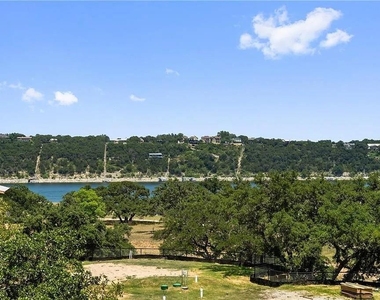 19213 Lost Tree Blvd - Photo Thumbnail 14
