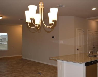 2800 Bridekirk Dr - Photo Thumbnail 11