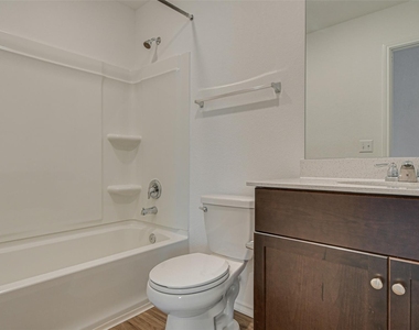 7212 Dancing Wind Ln - Photo Thumbnail 23