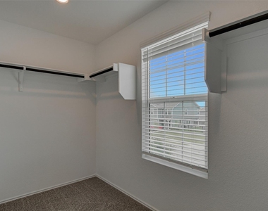 7212 Dancing Wind Ln - Photo Thumbnail 15