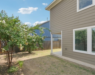 7212 Dancing Wind Ln - Photo Thumbnail 28