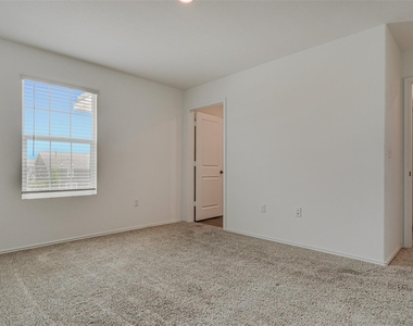 7212 Dancing Wind Ln - Photo Thumbnail 12