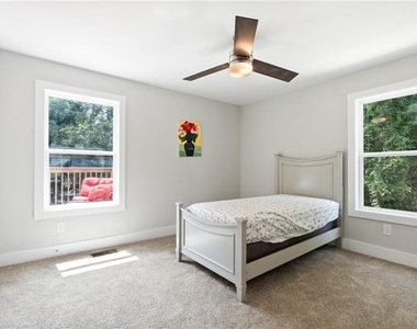 3439 Jackson Drive - Photo Thumbnail 13