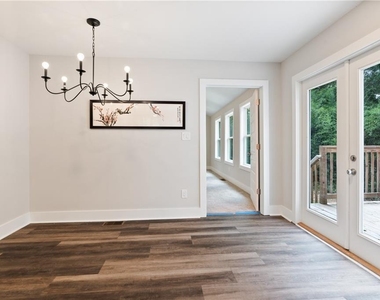 3439 Jackson Drive - Photo Thumbnail 5