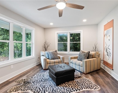 3439 Jackson Drive - Photo Thumbnail 2