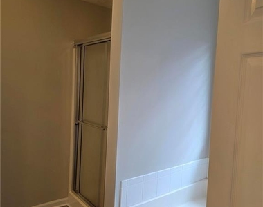 45 Windcrest Terrace - Photo Thumbnail 2