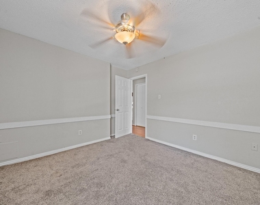 11123 Gatesden Drive - Photo Thumbnail 23