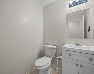 11123 Gatesden Drive - Photo Thumbnail 13