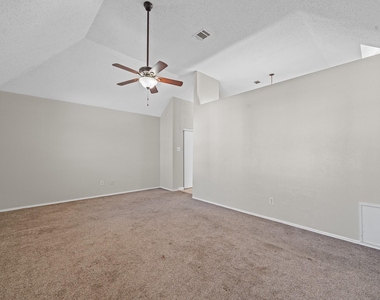 11123 Gatesden Drive - Photo Thumbnail 20