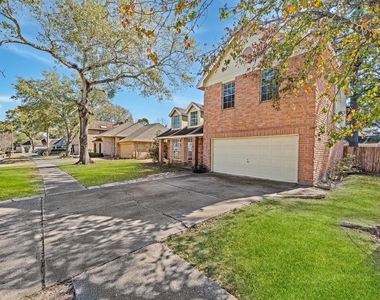 11123 Gatesden Drive - Photo Thumbnail 1