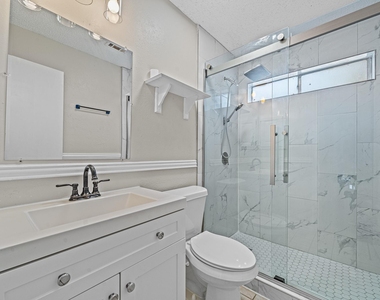 11123 Gatesden Drive - Photo Thumbnail 21