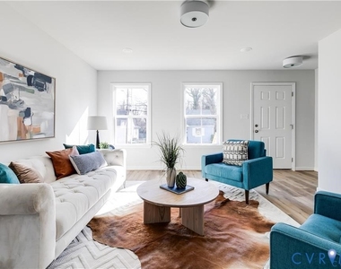 3107 Columbia Street - Photo Thumbnail 2