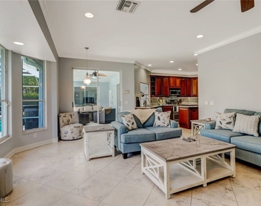 9151 Kings Cove Court - Photo Thumbnail 21