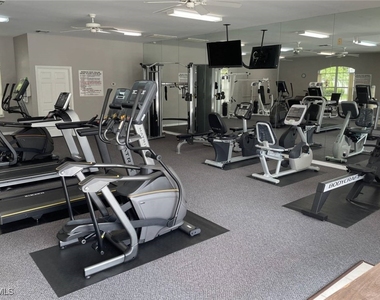 9151 Kings Cove Court - Photo Thumbnail 4