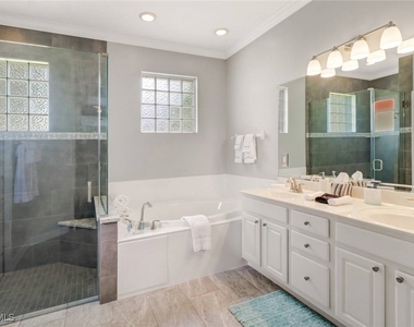 9151 Kings Cove Court - Photo Thumbnail 22