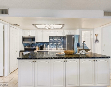 232 Palm Drive - Photo Thumbnail 19