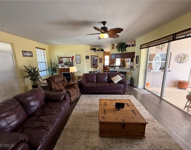 3619 Sw 6th Avenue - Photo Thumbnail 4