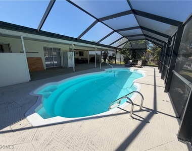 1115 Sw 54th Lane - Photo Thumbnail 1