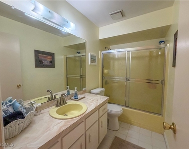 1115 Sw 54th Lane - Photo Thumbnail 13