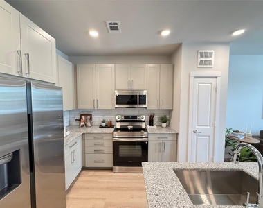 1610 Campbell Rd - Photo Thumbnail 2