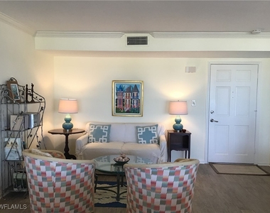 2600 Gulf Shore Boulevard N - Photo Thumbnail 4