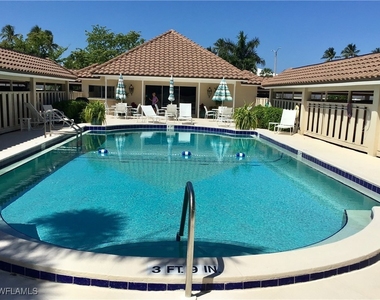 2600 Gulf Shore Boulevard N - Photo Thumbnail 13