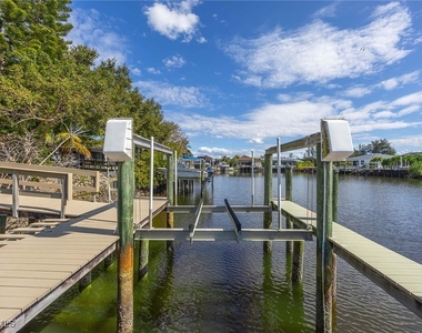 146 Windward Cay - Photo Thumbnail 31