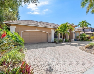 146 Windward Cay - Photo Thumbnail 1