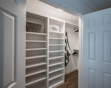 14723 Barryknoll Lane - Photo Thumbnail 21