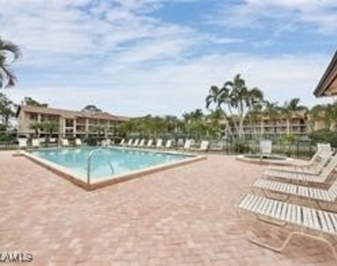 7380 Saint Ives Way - Photo Thumbnail 21