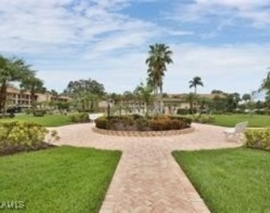 7380 Saint Ives Way - Photo Thumbnail 3